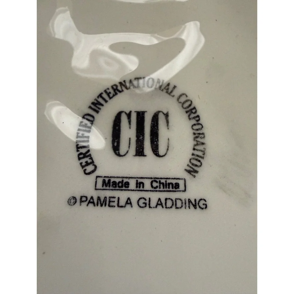 VTG Pamela Gladding Floral Ceramic Tissue Box Cover Butterfly